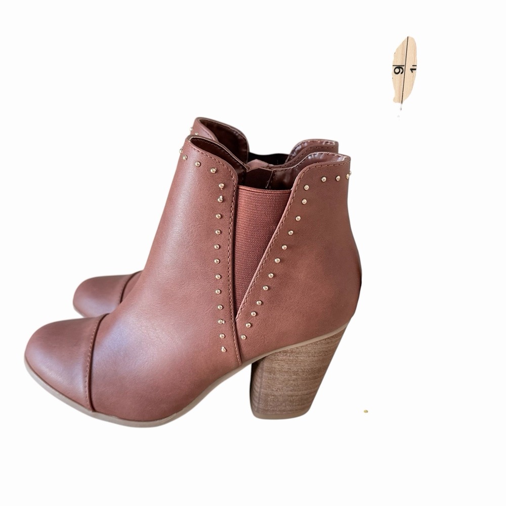 Women's Boots LC Lauren Conrad Courtship Cognac Size 7M NEW
